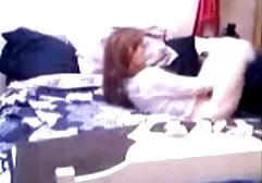 男は小さなおっぱいで大きなペニスを持つ若い女性を見ました エロ アニメ ラブラブ