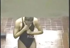 男screwing彼女の大きなおっぱいの浴室 温泉 ラブラブ 動画