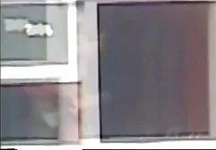 斜め目のウェイターを突いて吹き飛ばすことを熱望している男と欲望に満ちています 無 修正 ラブラブ セックス 動画
