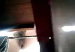 弾性おっぱいと日焼けしたブルネットは、男の子のコックに草の上に跳ね返ります らぶらぶ セックス 動画