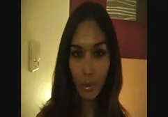 彼女は屋外プールの近くのお尻で彼氏を与えました エロ 動画 ラブラブ 素人