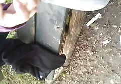 ゲストを離れた後、台所のテーブルの上に彼の妻をファック ラブラブ セックス 動画 無料