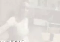 学校の長は、彼のオフィスでセックスパーティーを組織します ラブラブ 素人 動画